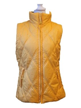 Women's Quilted Sleeveless Puffer Vest in Yellow